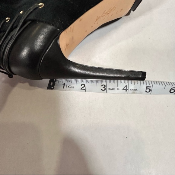 Lord & Taylor 424 Fifth Black Ankle Boots - Picture 13 of 14
